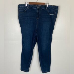 Torrid Feel The Fit Women's Midfit Super Skinny Jeans Size 24R Blue Super Soft